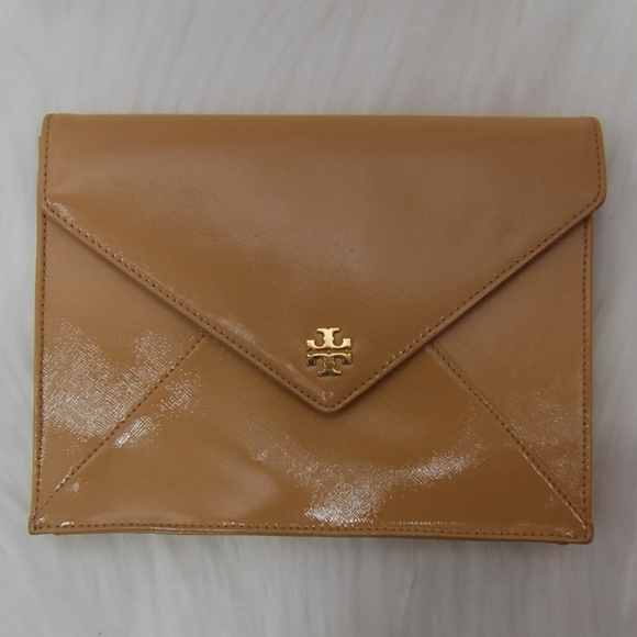 NWT Tory Burch Golden Cream Yellow Clutch